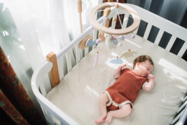 how to get baby to sleep in bassinet