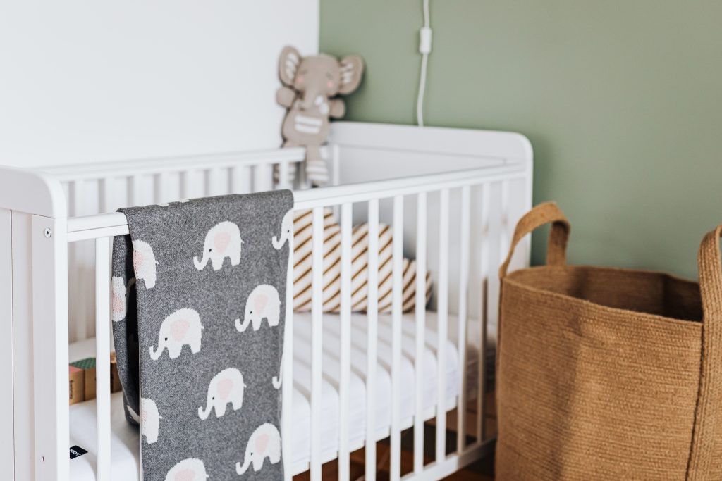 best convertible cribs